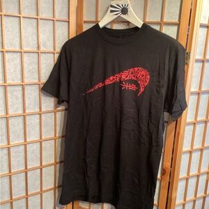 NWOT OhItsTeddy BoostGod Inverted Nike Swoosh Graphic T-Shirt Men's Size Large